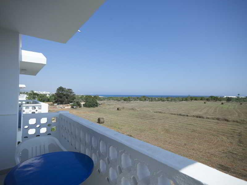 So Apartments Agia Napa Exterior foto